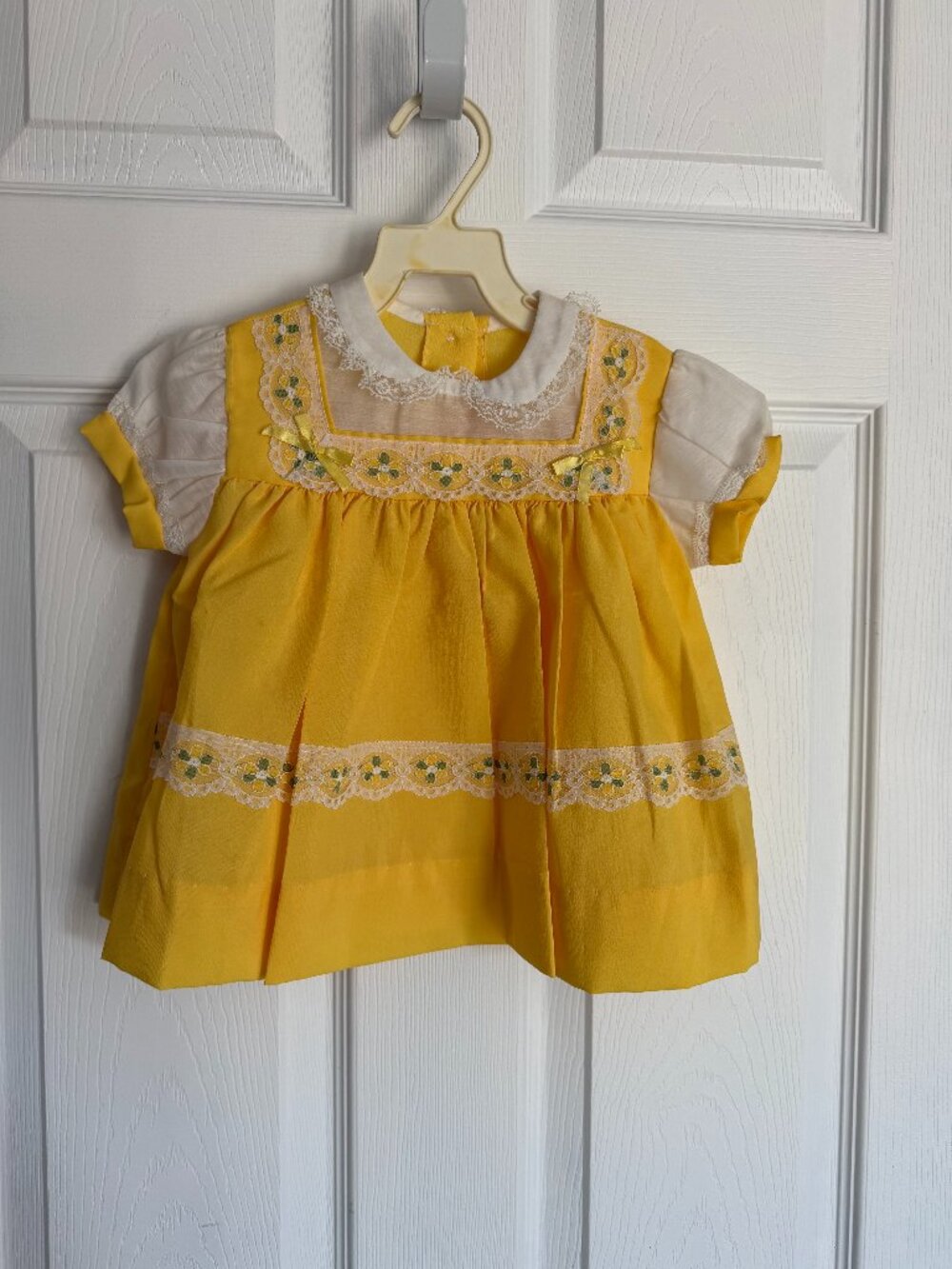🌼 Vintage Handmade Yellow Baby Dress — Late 1960s/Early 1970s